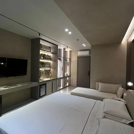 Lovely By Miramare Apartment