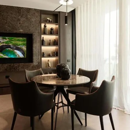 Lovely By Miramare Apartment *